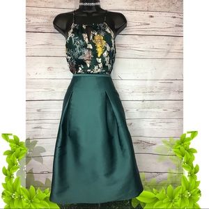 Emerald skater pleated skirt